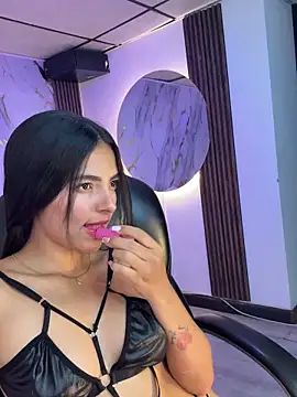 Hannawells  online show from April 2026 08:55:02 PM