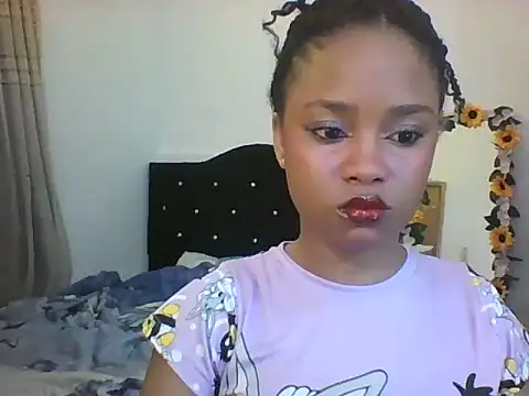 Nanai  RoSy  online show from April 2026 12:12:01 AM