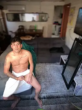 Saturno77 online show from April 2026 06:10:02 PM