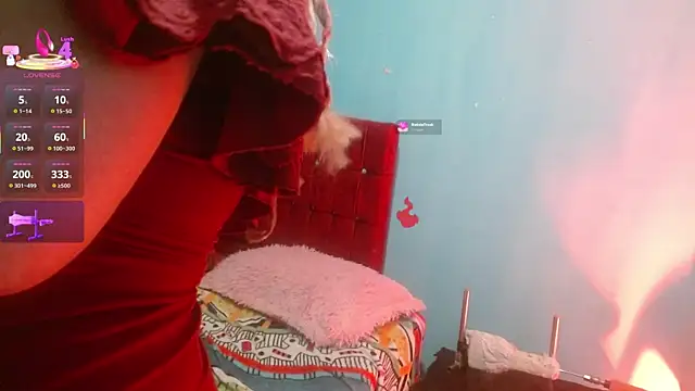 Snapshot of Sweet-Mommy-Milf chatting on July 2026 01:21:01 AM Sweet-Mommy-Milf online show from July 2026 01:21:01 AM