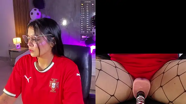 LuciaReid online show from June 2026 01:59:02 PM