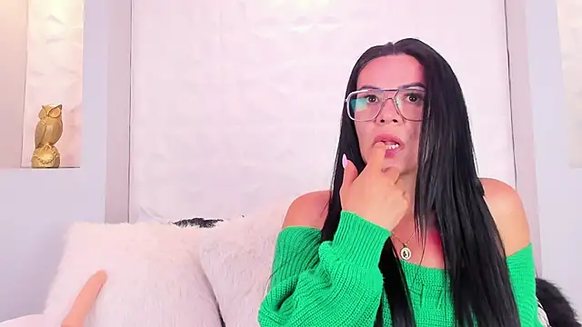 DannaPerea online show from April 2026 02:51:02 AM