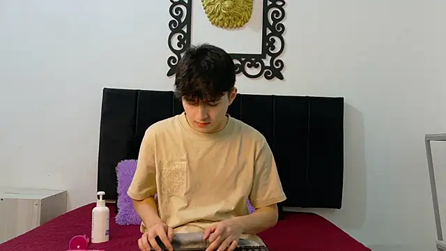 LunayDream online show from July 2026 11:49:01 AM