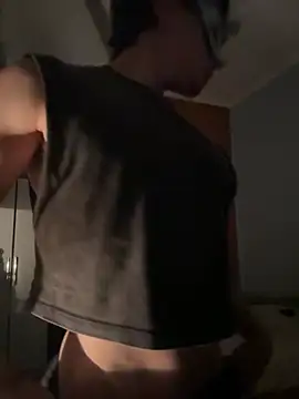 ludovicko- online show from April 2026 03:17:01 AM