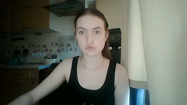 Lisanta online show from June 2026 10:39:01 AM