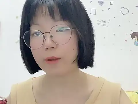 Snapshot of Belle-LL chatting on April 2026 03:38:02 PM Belle-LL online show from April 2026 03:38:02 PM