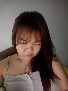 Truxcy1 online show from May 2026 10:27:02 PM