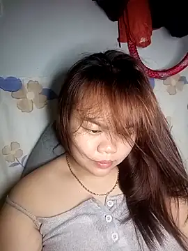 Truxcy1 online show from May 2026 01:44:01 AM