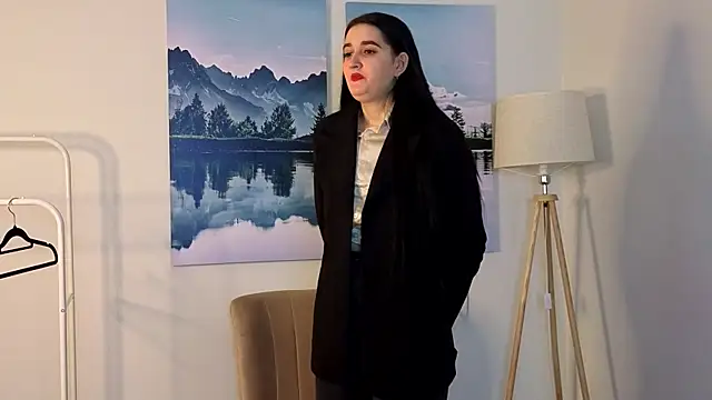 FannieYoshi online show from April 2026 03:57:02 AM