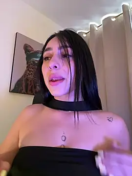 IsabellaNoir  online show from July 2026 05:15:01 PM