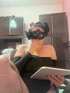 gattitta29 online show from June 2026 06:08:01 PM