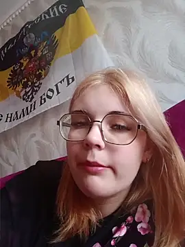 LoisFox online show from June 2026 08:45:02 AM