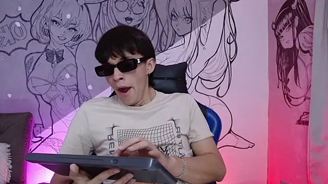 marco 777  online show from April 2026 07:59:01 PM