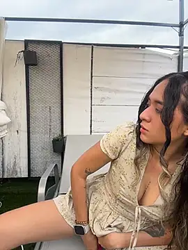 SinSirenXXX online show from April 2026 01:15:01 PM