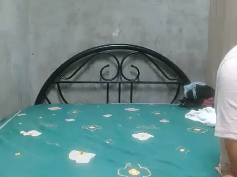 ASIANMADDY online show from May 2026 11:44:02 PM