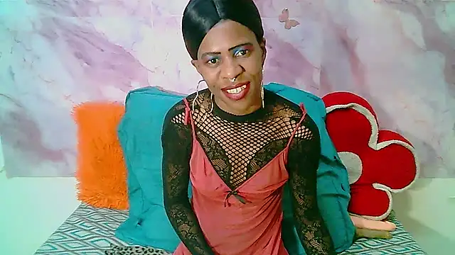 Snapshot of EbonySweetPeach chatting on June 2026 12:22:01 PM EbonySweetPeach online show from June 2026 12:22:01 PM