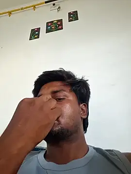 Gujju here online show from April 2026 01:52:01 AM