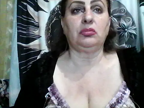 LoaqLovew online show from May 2026 09:04:02 AM
