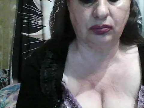 LoaqLovew online show from May 2026 04:04:02 PM