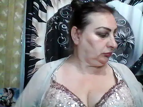 LoaqLovew online show from June 2026 11:02:01 AM