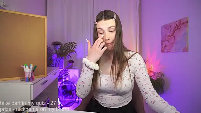 BettyMarlowe online show from June 2026 05:49:01 AM