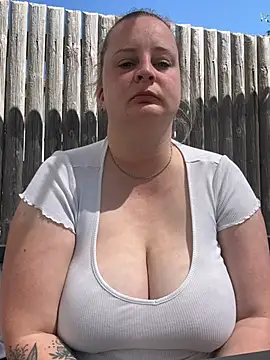 alluring eina online show from May 2026 11:04:01 AM
