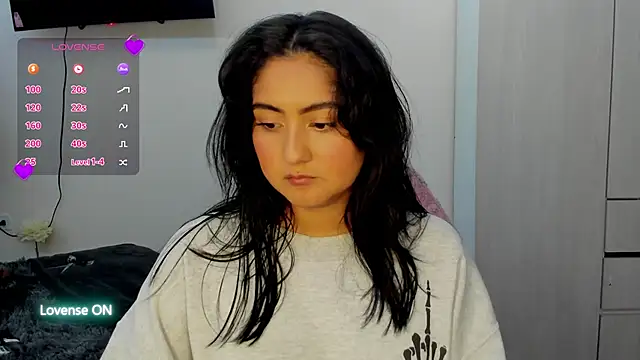 ViolettaKai online show from June 2026 10:12:02 PM