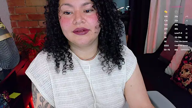 Snapshot of MissBronte chatting on May 2026 11:53:01 PM MissBronte online show from May 2026 11:53:01 PM