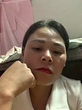 Snapshot of Helen-baby chatting on April 2026 05:10:02 PM Helen-baby online show from April 2026 05:10:02 PM