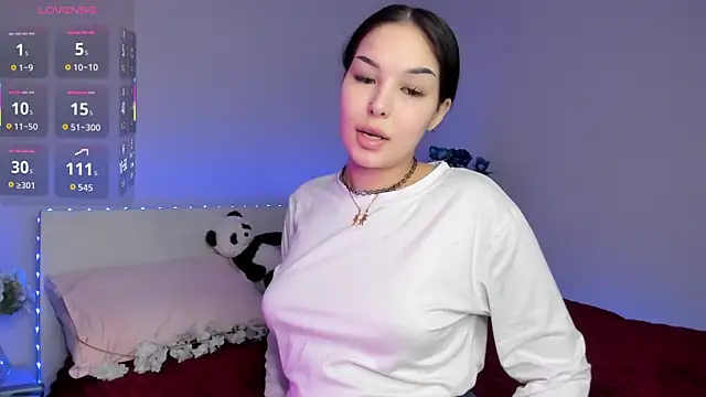 Snapshot of missinfull chatting on April 2026 01:06:01 PM missinfull online show from April 2026 01:06:01 PM