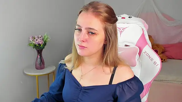 EllaBells online show from June 2026 05:05:02 AM