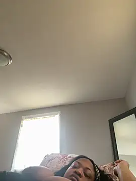 richierichelle online show from May 2026 01:16:01 PM
