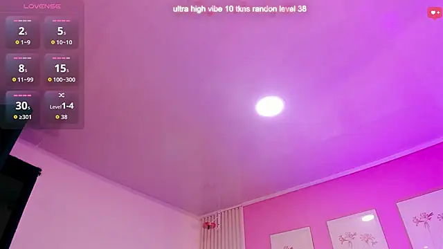 Ariana west  online show from May 2026 12:43:02 PM