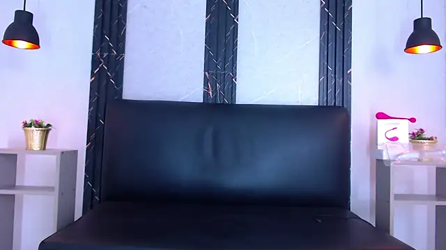 Feiccer Castquer online show from May 2026 02:45:01 PM