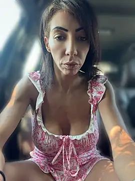 Yasmiinee online show from July 2026 01:15:02 PM