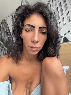 Yasmiinee online show from July 2026 06:19:02 AM