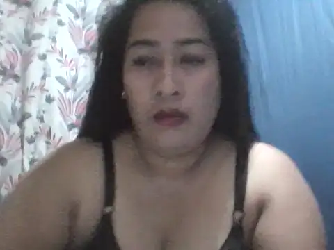 Snapshot of PinayAsh chatting on May 2026 11:18:02 AM PinayAsh online show from May 2026 11:18:02 AM