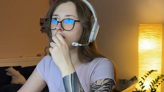 she tora69 online show from May 2026 10:06:01 PM