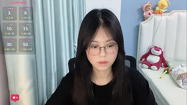 Luna-666 online show from May 2026 02:12:01 PM