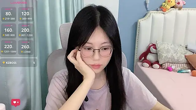Snapshot of Luna-666 chatting on July 2026 03:31:02 PM Luna-666 online show from July 2026 03:31:02 PM