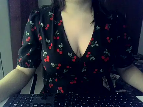 DreamyDesireX online show from June 2026 06:06:02 PM