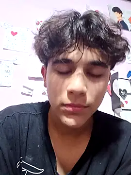 Sempai Moon online show from May 2026 02:40:02 AM
