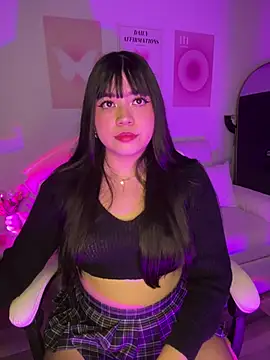 Snapshot of iEmily_ chatting on May 2026 01:25:02 AM iEmily online show from May 2026 01:25:02 AM