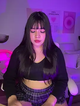 Snapshot of iEmily_ chatting on May 2026 12:30:02 AM iEmily online show from May 2026 12:30:02 AM