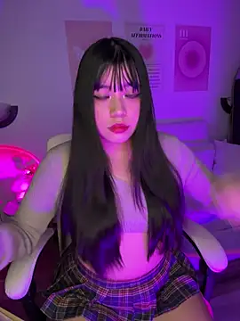 Snapshot of iEmily_ chatting on June 2026 02:44:02 AM iEmily online show from June 2026 02:44:02 AM
