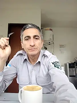 Alejandro83bsf online show from May 2026 07:52:02 PM