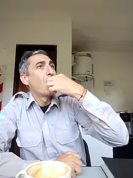 Alejandro83bsf online show from May 2026 08:14:01 PM