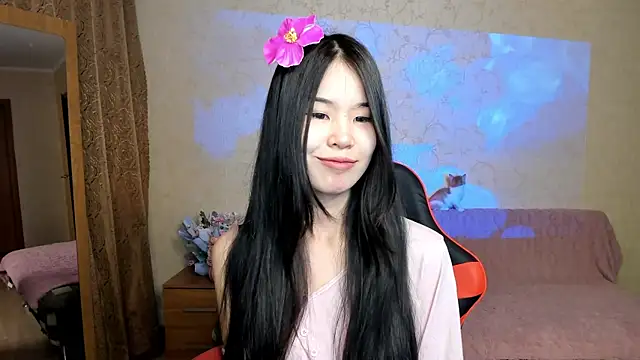 Akiba cute online show from May 2026 06:05:02 PM