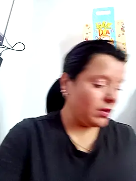 Samantha Kieran online show from May 2026 08:36:02 PM
