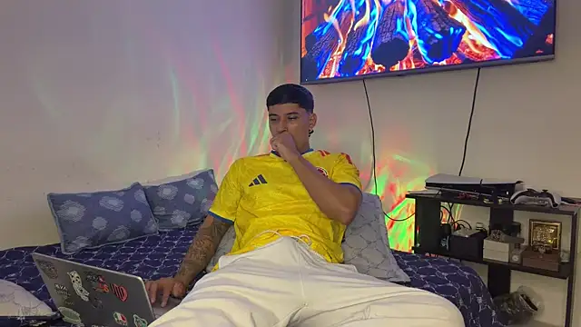 SexxxySquirterStev777 online show from July 2026 01:04:02 PM